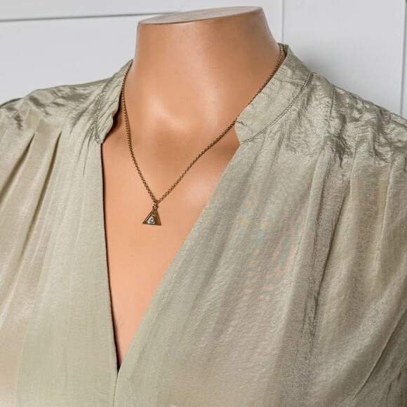 White House Black Market, Pleated Front V-Neck Sleeveless Shell, Women’s X-Small - Picture 10 of 11